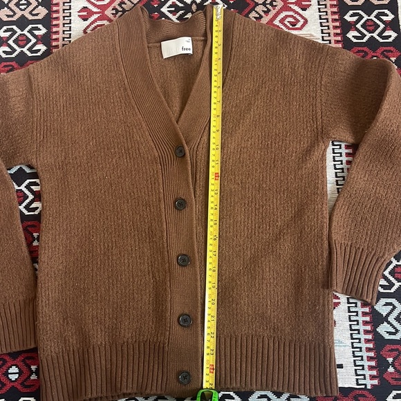 Aritzia Wilfred Free 100% Merino Wool Cardigan - Picture 9 of 10